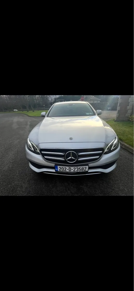 Mercedes Benz E220d Auto - Image 3