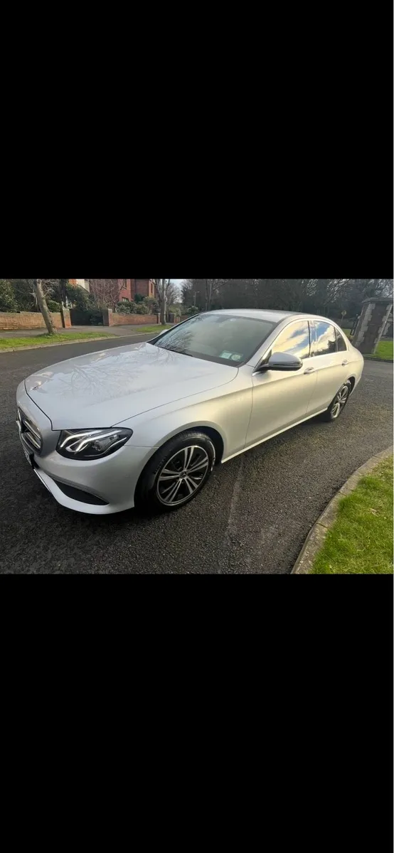 Mercedes Benz E220d Auto - Image 4