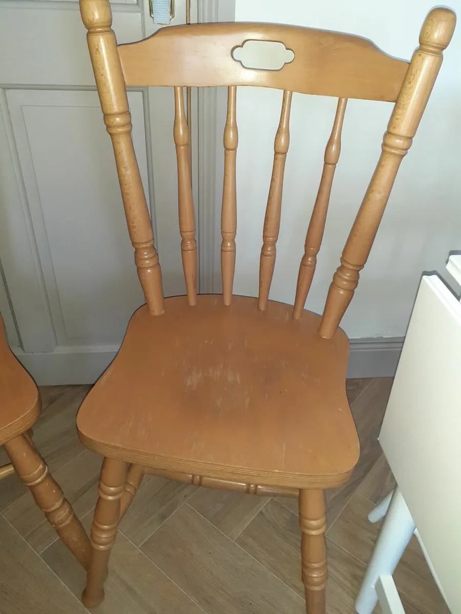 Castlemaine Set of 2 sturdy strong kitchen chairs - Image 2