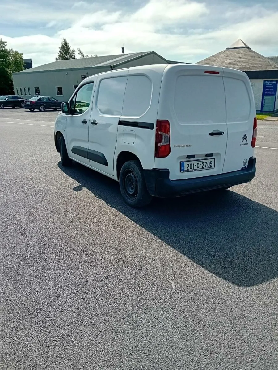 2020 Citroën berlingo 1.5 € 8250 - Image 3