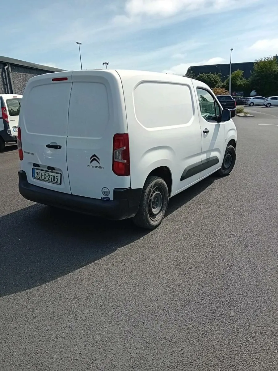 2020 Citroën berlingo 1.5 € 8250 - Image 4