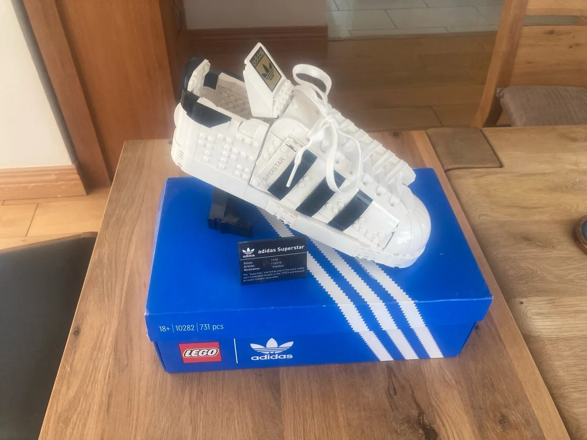 LEGO Adidas Originals Superstar 10282 - Image 1