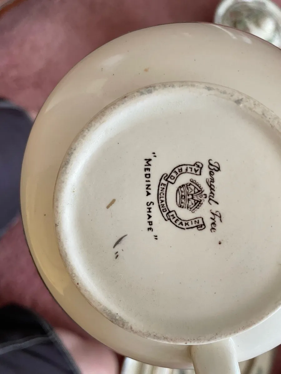 Full dinner service - Image 1