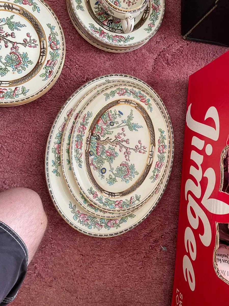 Full dinner service - Image 2