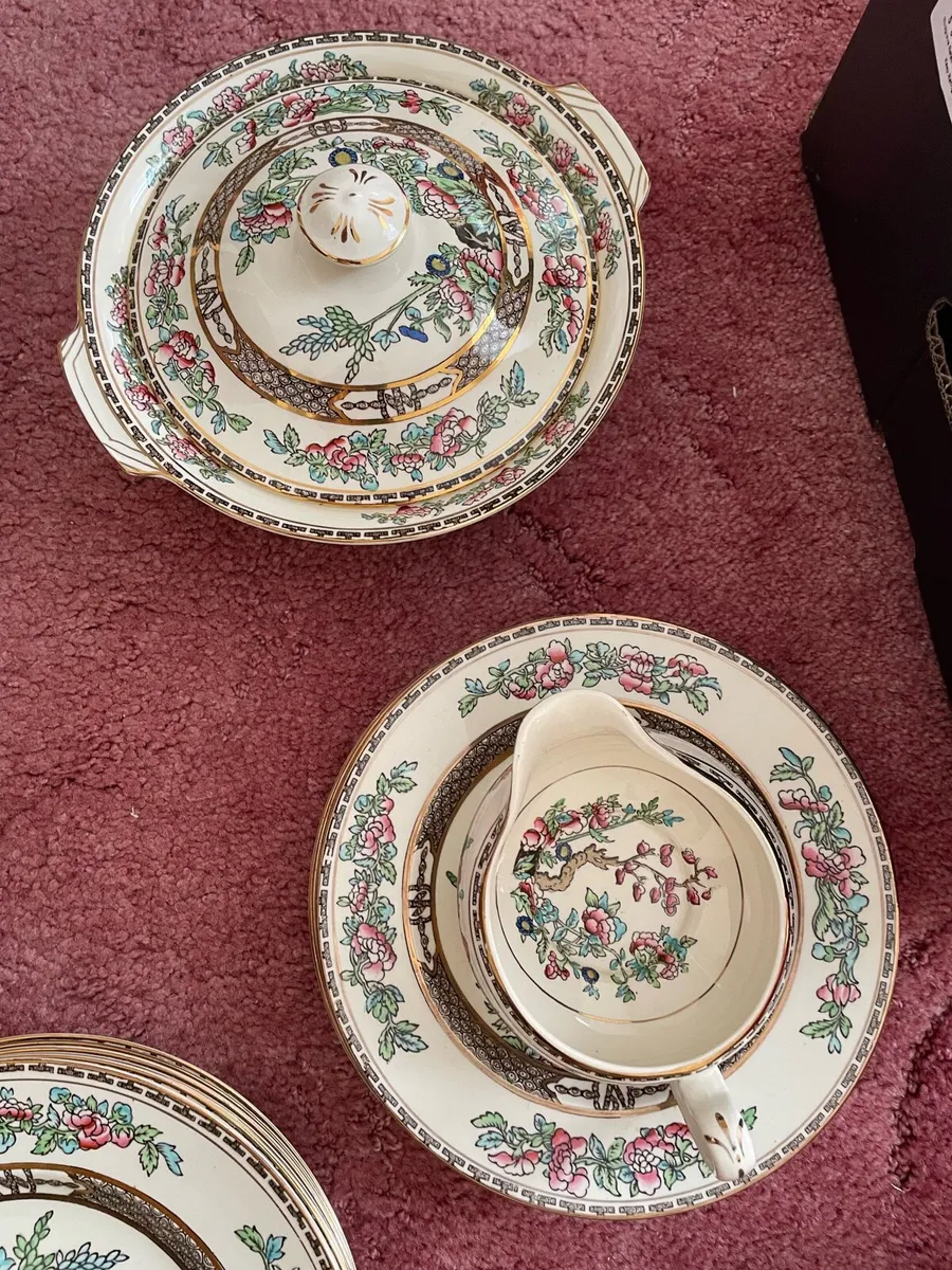 Full dinner service - Image 4