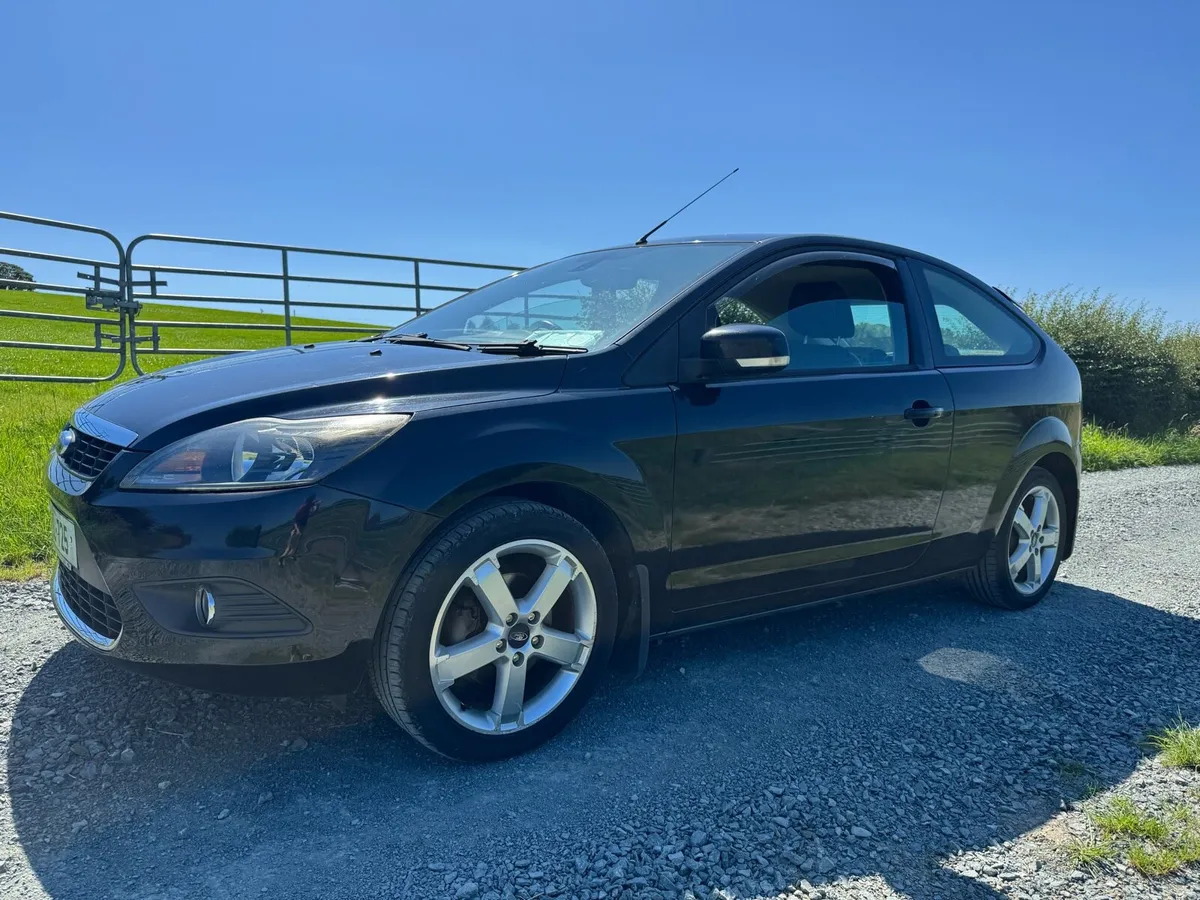 Ford Focus - Image 2