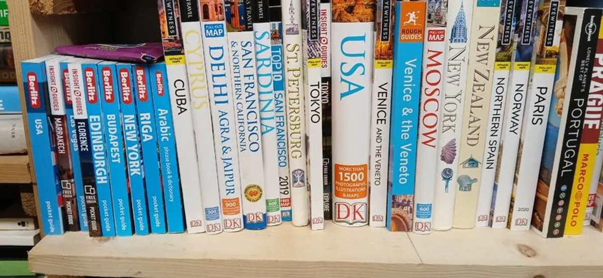 Travel Books - Image 3
