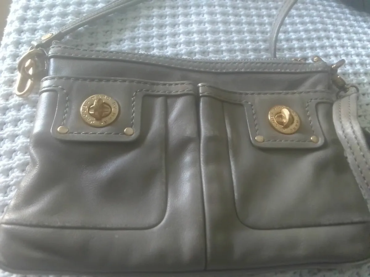 MARC JACOBS VINTAGE TAUPE SMALL CROSSBODY BAG - Image 1