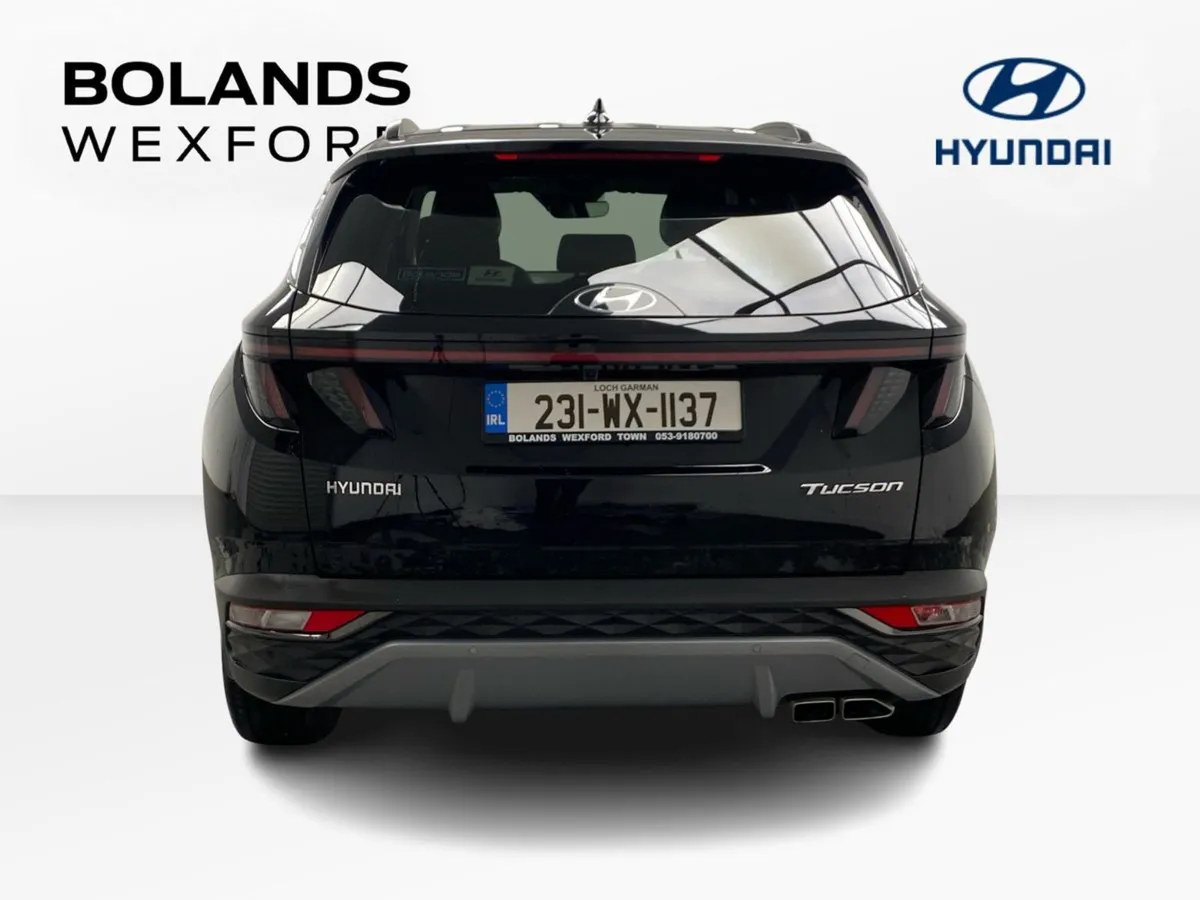Hyundai Tucson 2WD Executive Plus - Image 4
