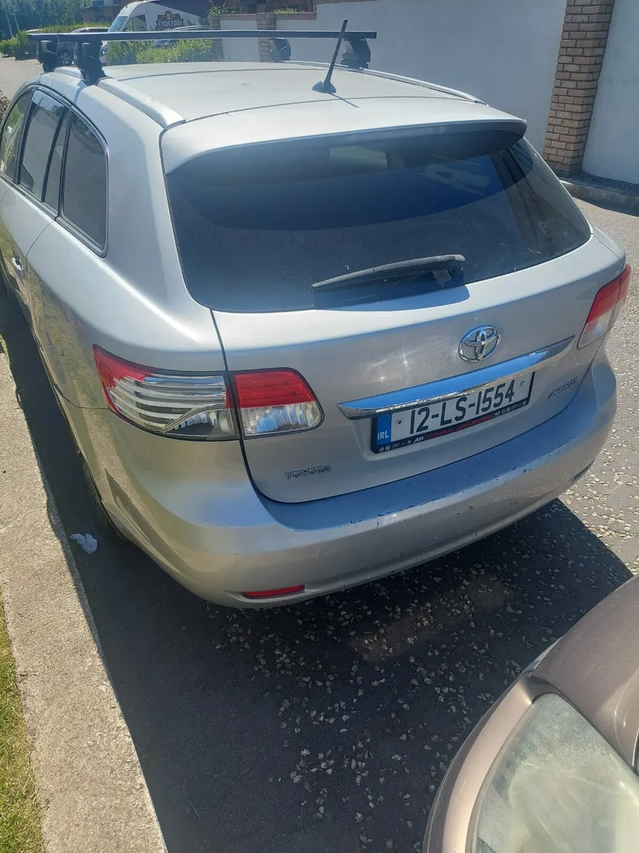 2012 Toyota Avensis - Image 4
