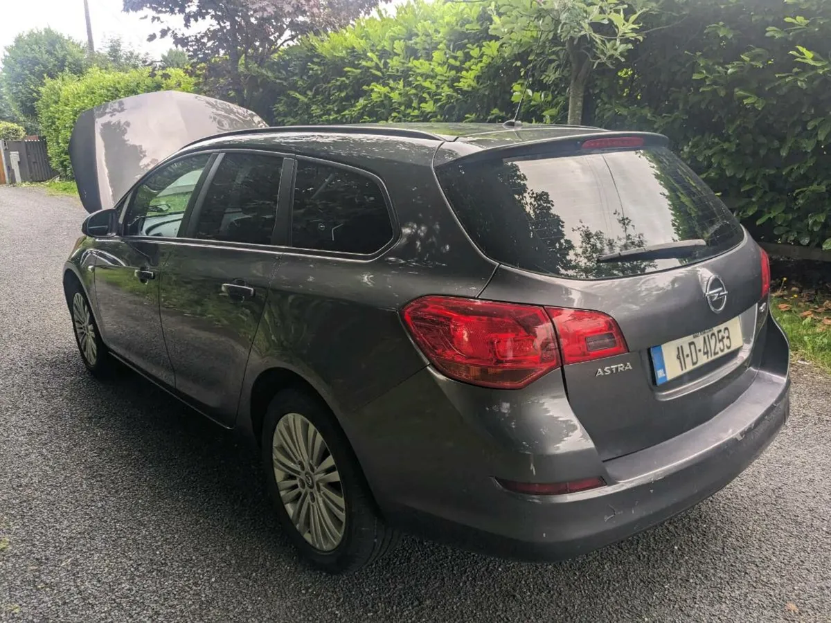 2011 Opel Astra Estate 1.7 D Tax 10/25 - Image 3