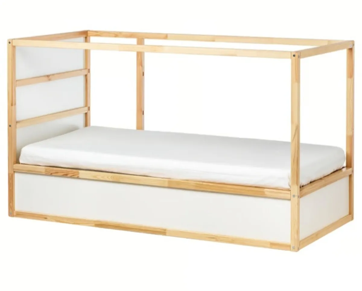 Bed - Image 2