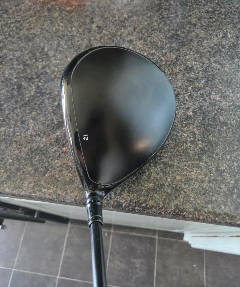 Taylormade stealth plus and sim 3 wood - Image 3