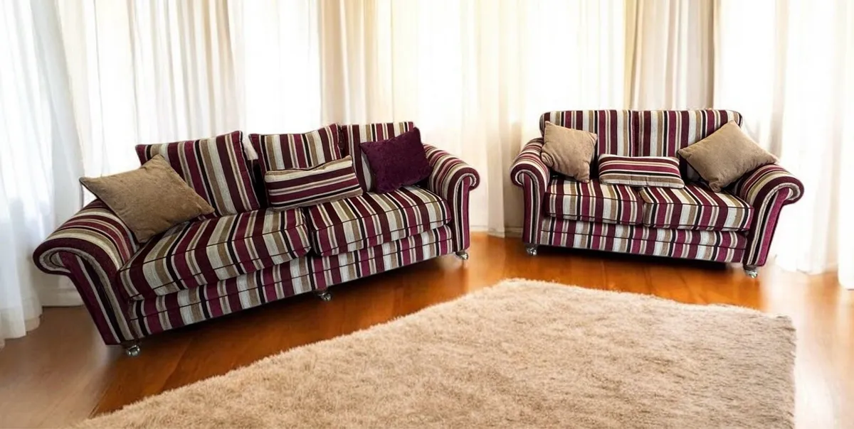 3 piece suite - Image 1