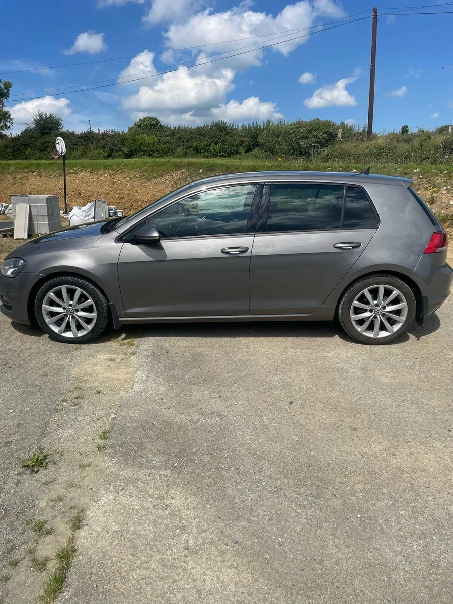 2016 VW Golf 2.0 L Diesel Bluemotion - Image 3