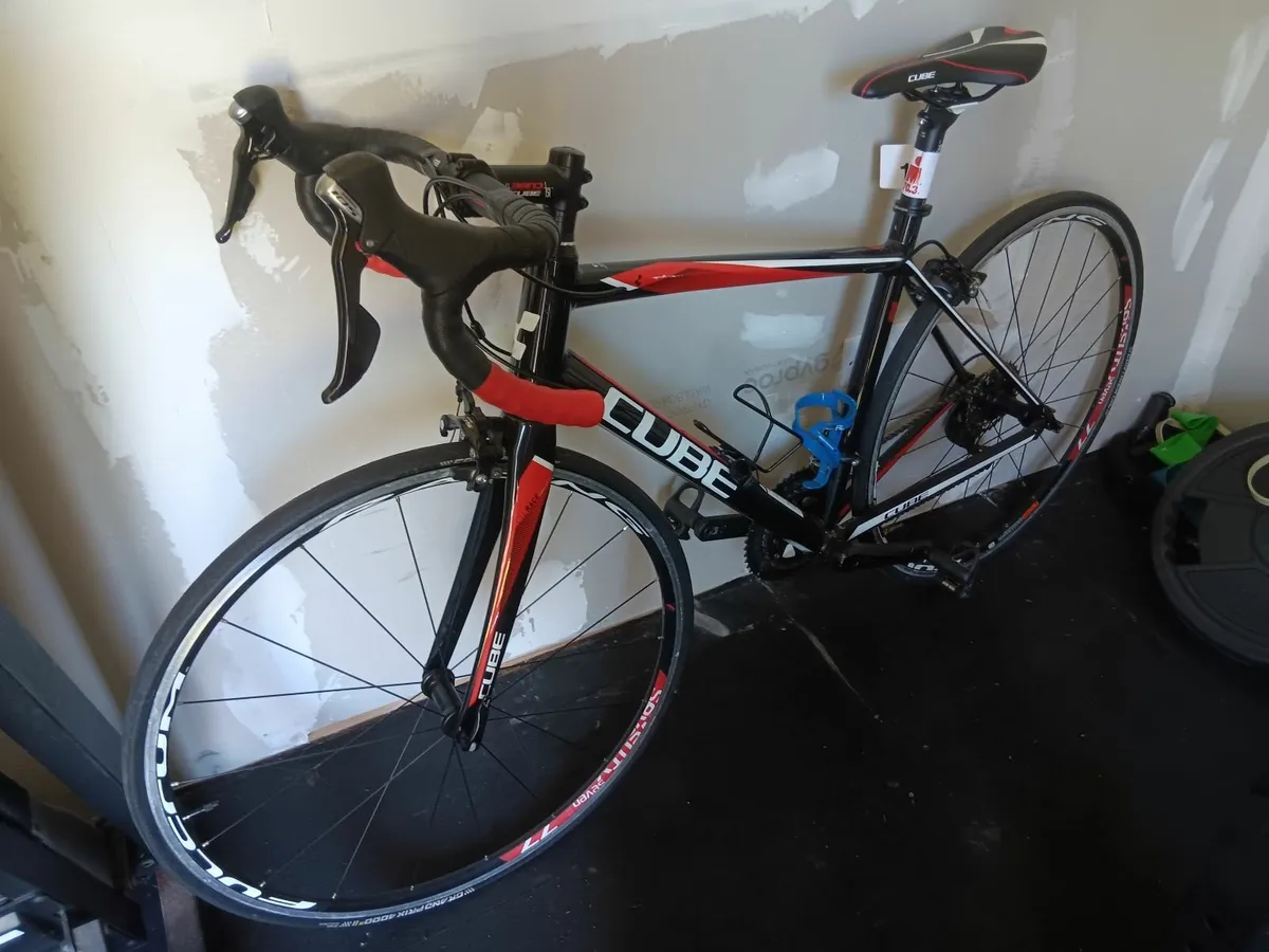 Road bike - Image 3