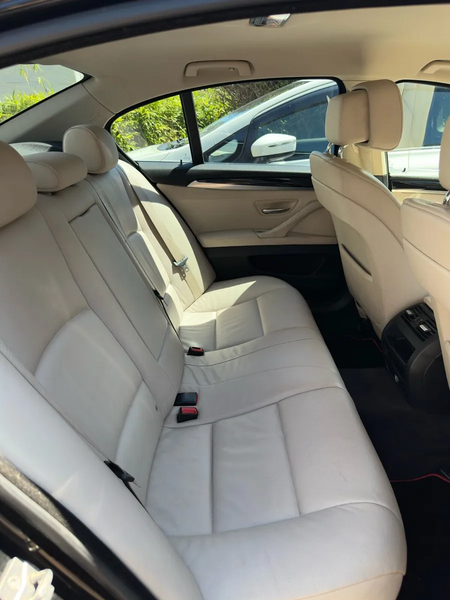BMW 5 Series 520d SE Manual - Image 3