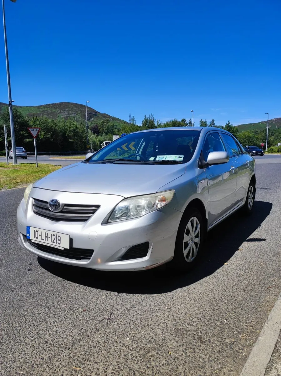 Toyota Corolla 2010 - Image 3