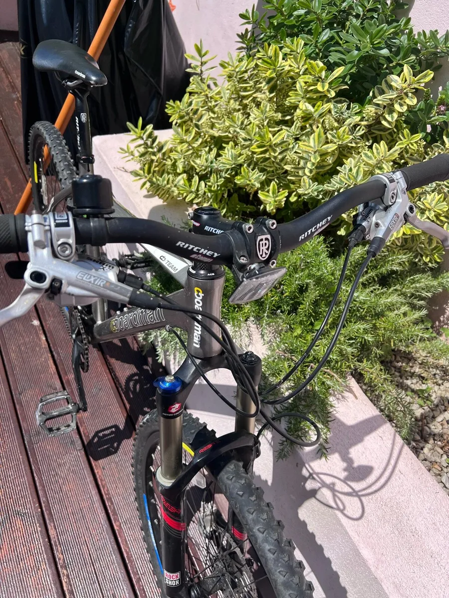 Boardman Team Hardtail Mountain Bike - Image 4