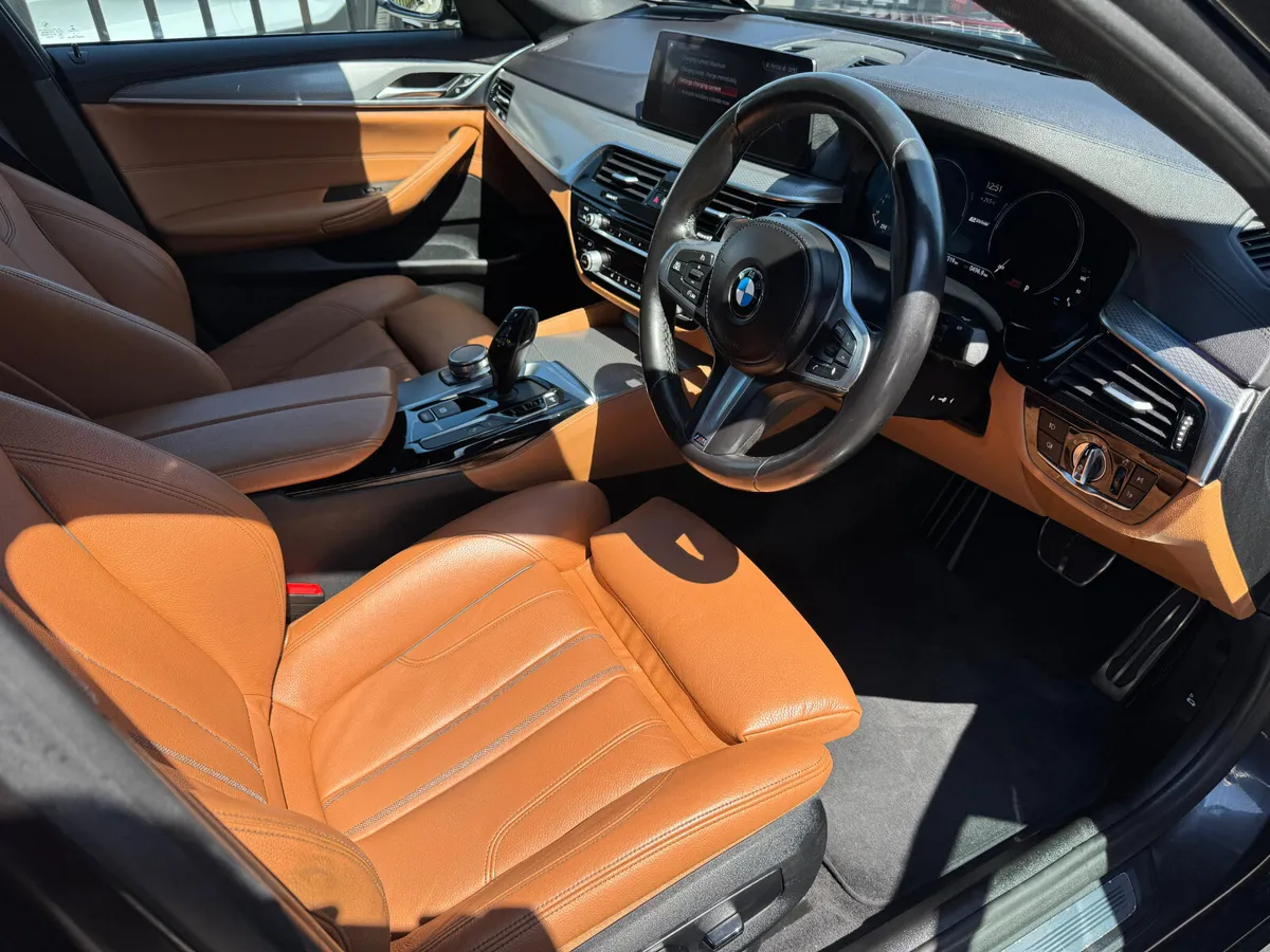 BMW 5-Series 530e 292BHP HYBRID TAN LEATHER - Image 4