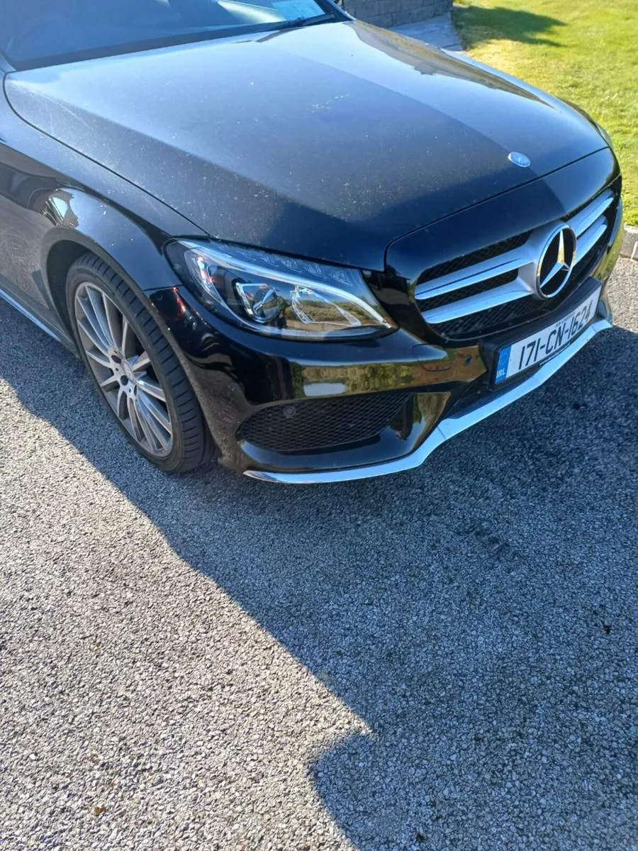 Car - Image 4