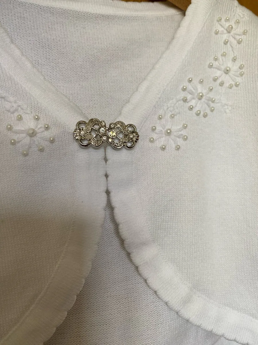 Elegant White Bolero / Cardigan with Pearl Details - Image 2