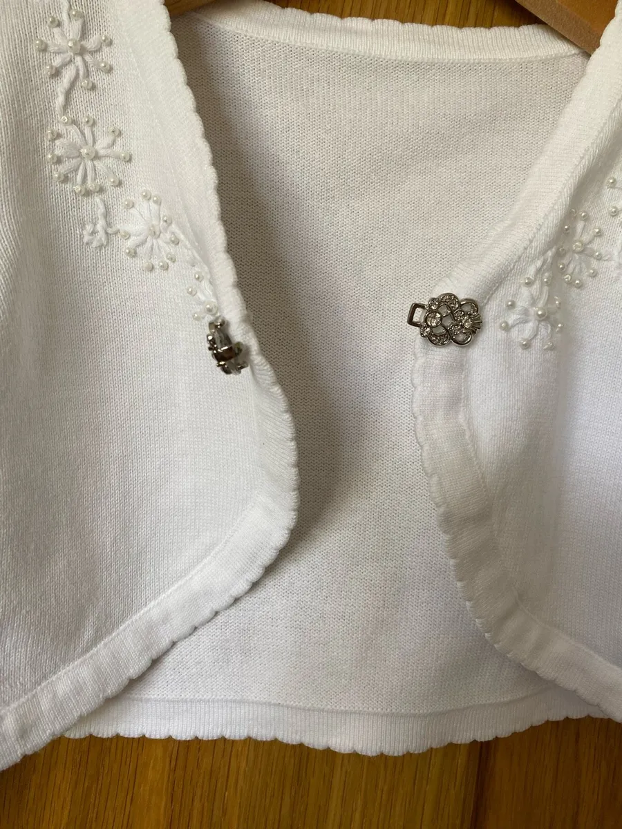 Elegant White Bolero / Cardigan with Pearl Details - Image 3