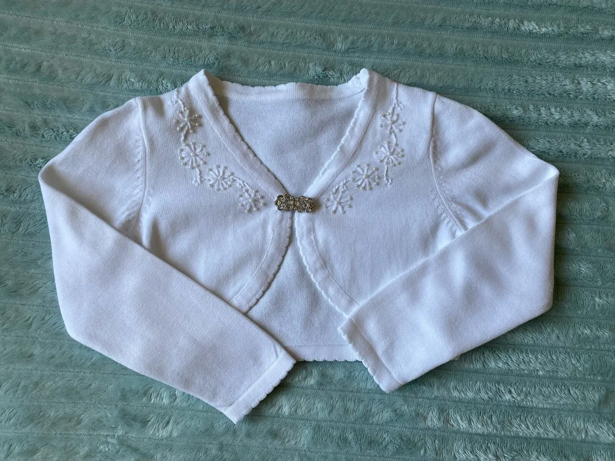 Elegant White Bolero / Cardigan with Pearl Details - Image 4