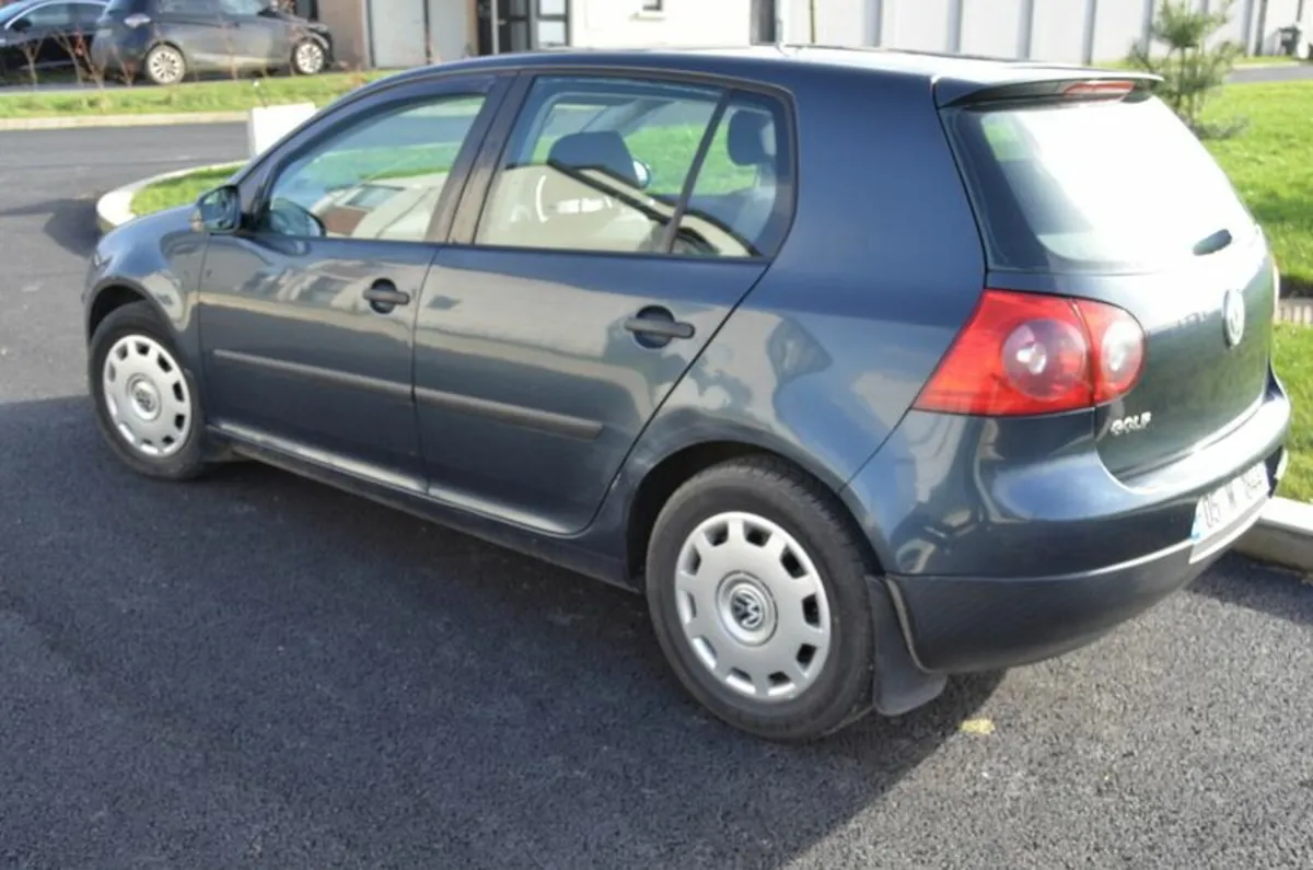 Volkswagen Golf 2005 - Image 3