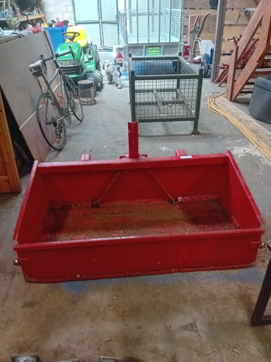 Bicycle/ transport box/boot cleaners/doors - Image 4