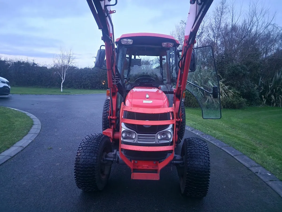 Kubota L4240-II Compact Tractor - Image 3