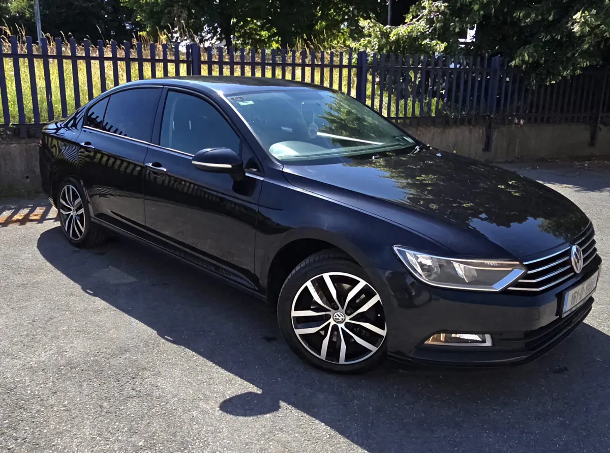 Volkswagen Passat 2016 - Image 4