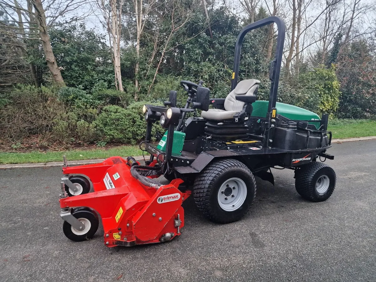 Ransomes ride on mower lawnmower 700 hours - Image 1