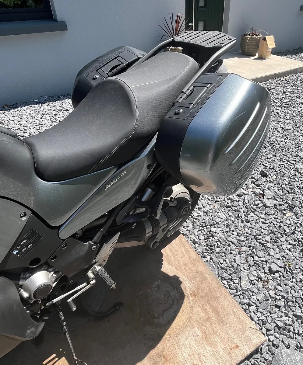 Kawasaki GTR 1400 - Image 2