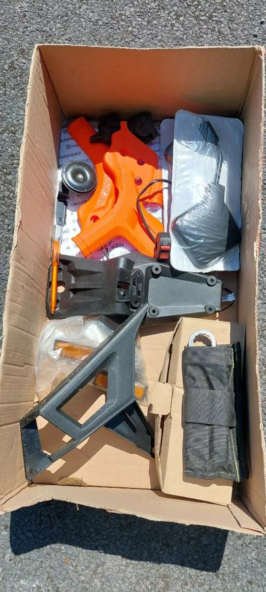 KTM 350 EXC-F 2022 SIX DAYS - Image 4