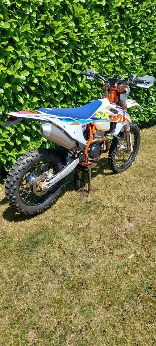 KTM 350 EXC-F 2022 SIX DAYS - Image 2