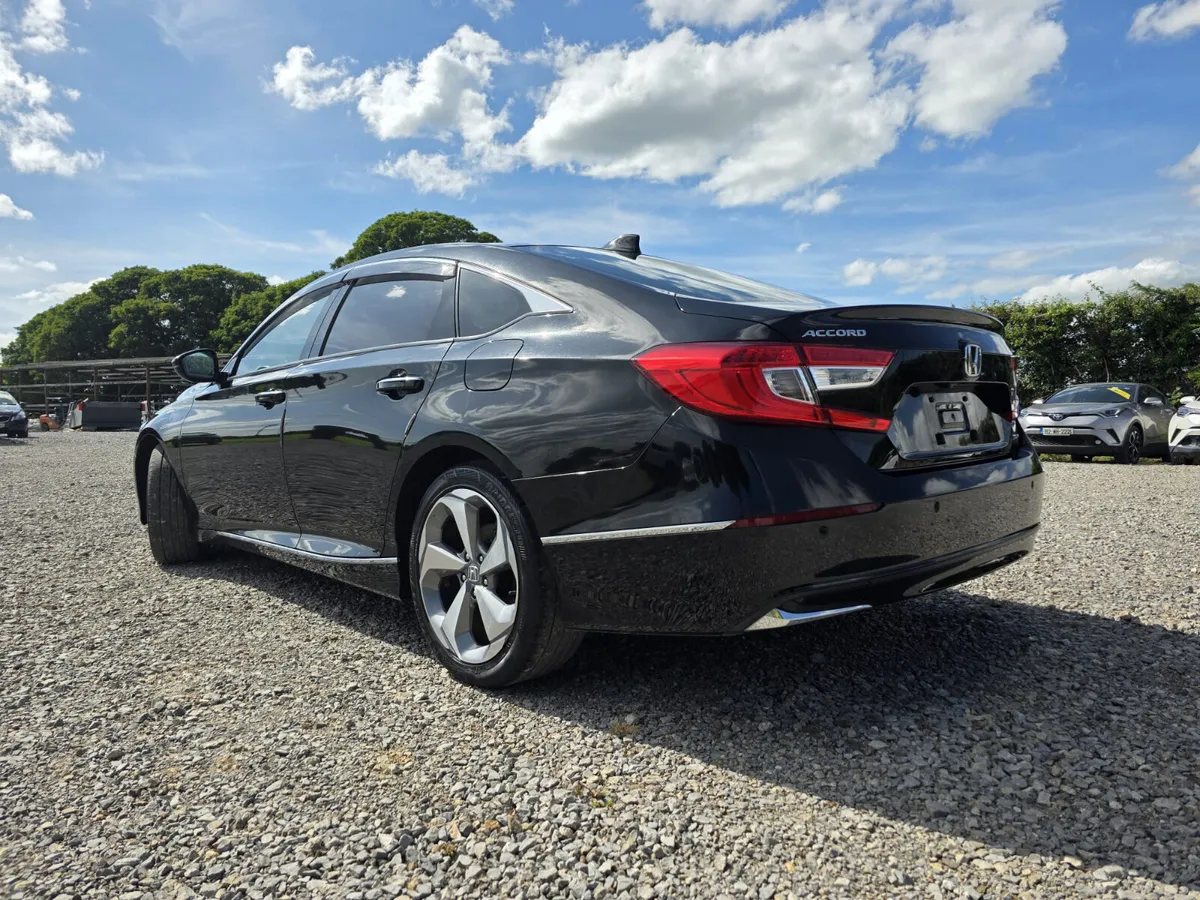 2020 Honda Accord Hybrid EX - Image 3