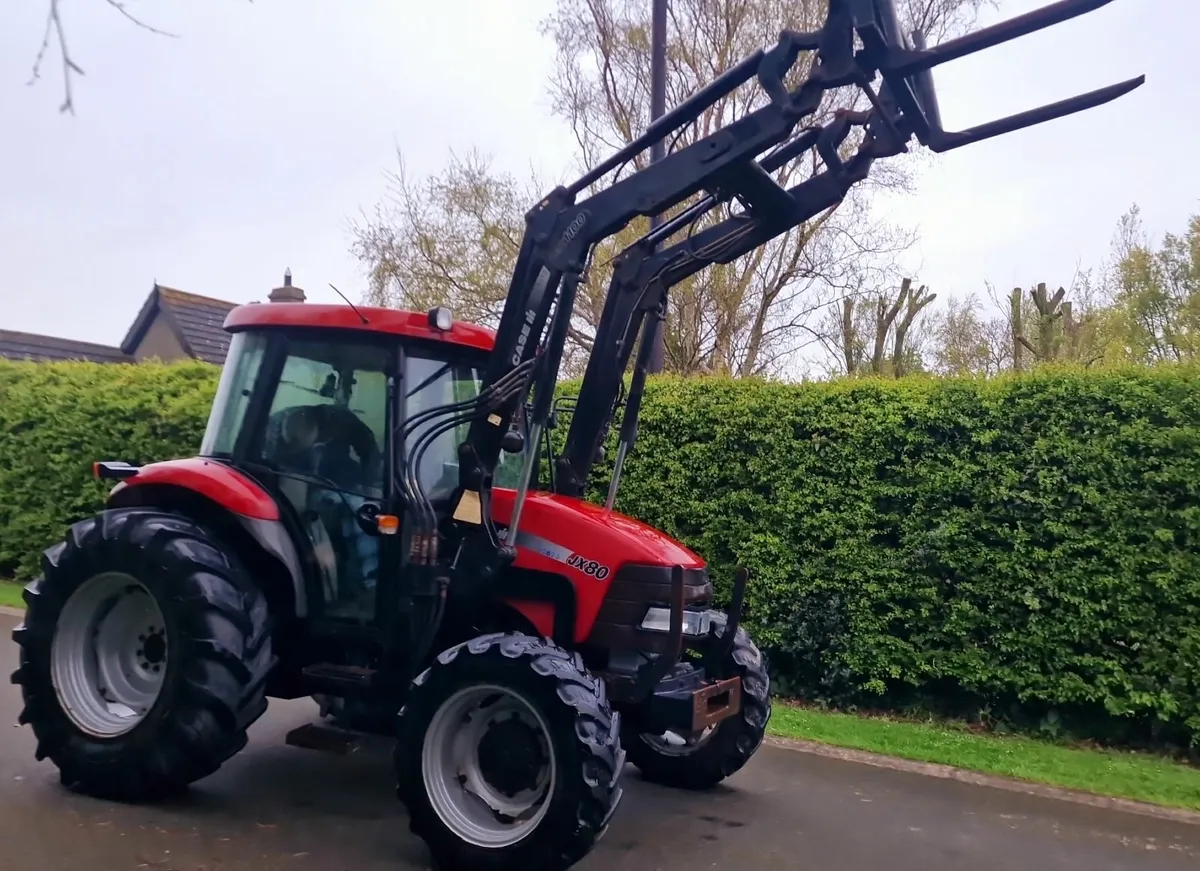 CASE JX80 Tractor 1 owner 1000 hours from new - Image 1