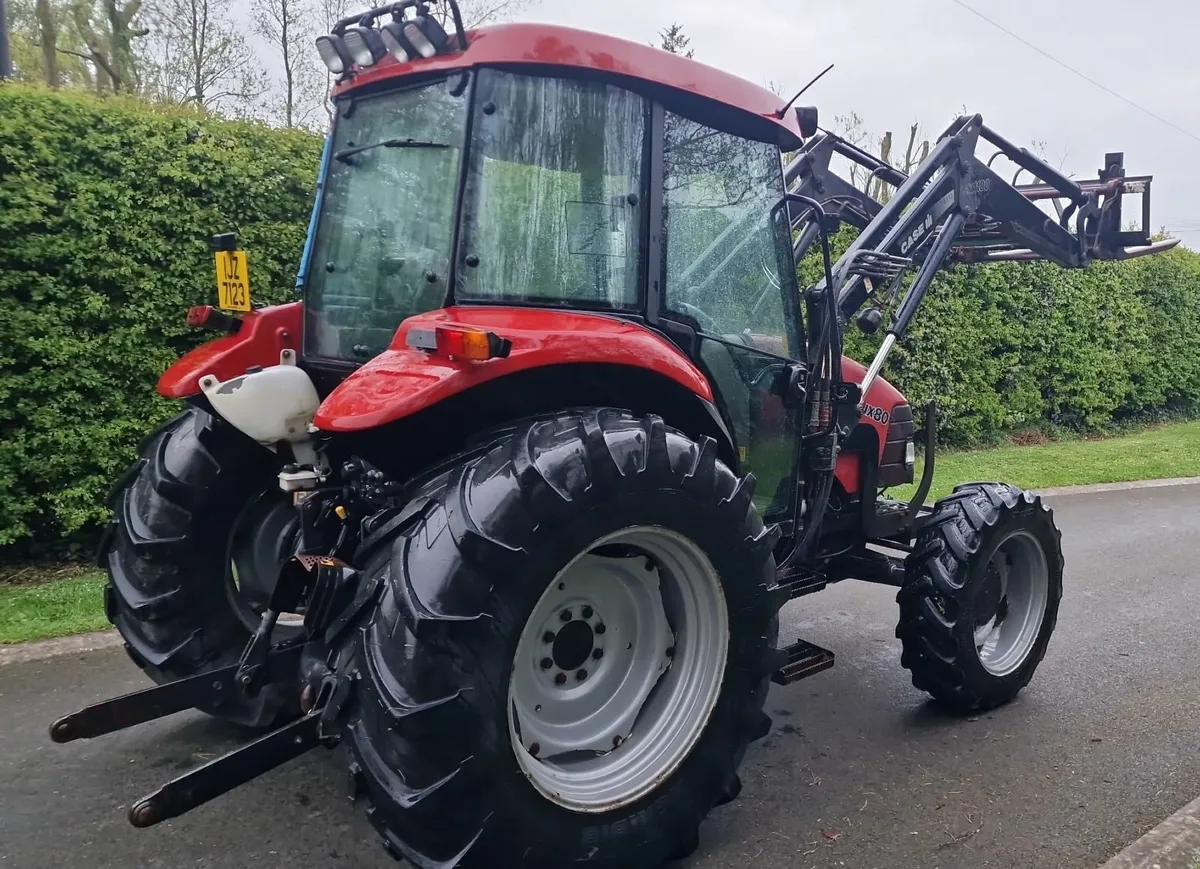 CASE JX80 Tractor 1 owner 1000 hours from new - Image 2
