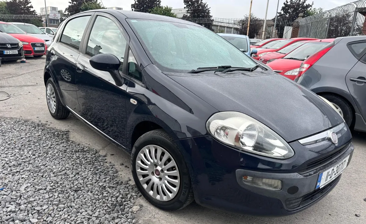 Fiat Punto 2011 automatic/ New Nct/ warranty - Image 2