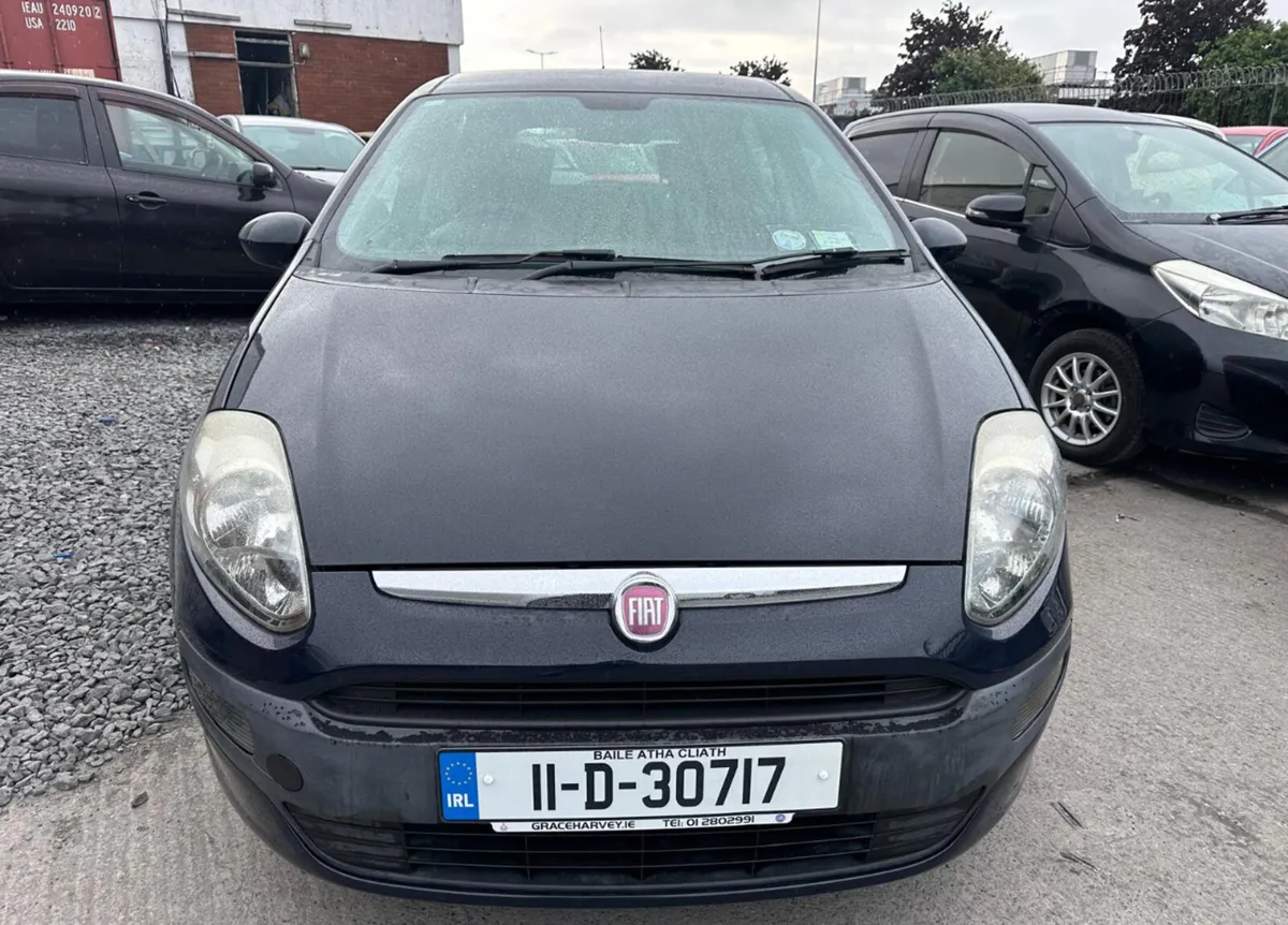 Fiat Punto 2011 automatic/ New Nct/ warranty - Image 3