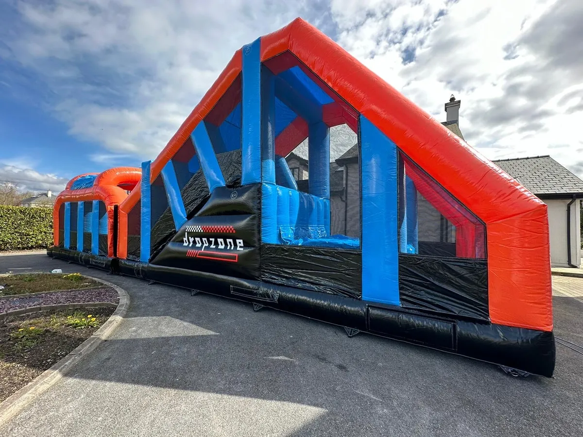 Bouncy castles - Image 3