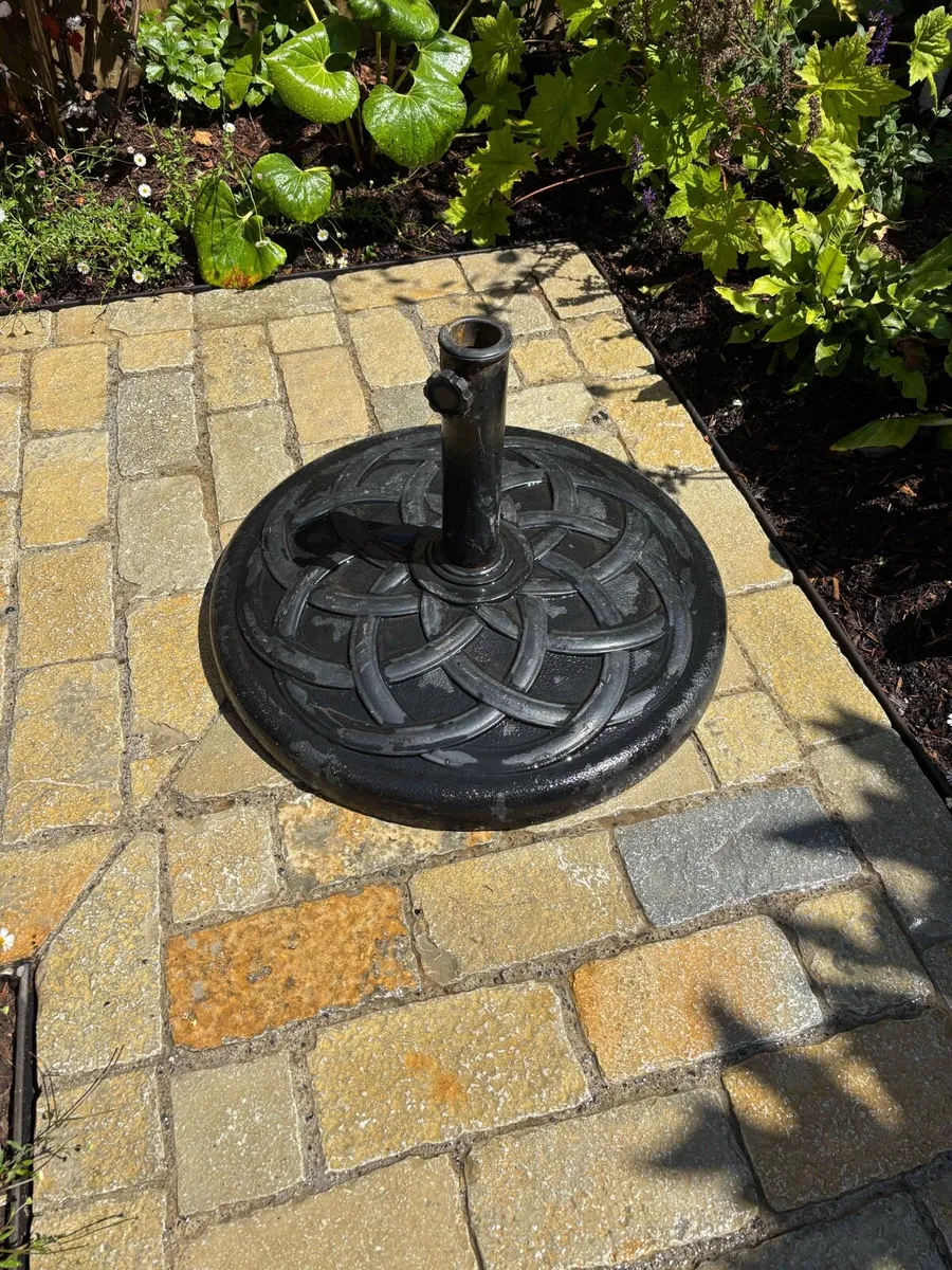 Crank Parasol brown and heavy base - Image 2