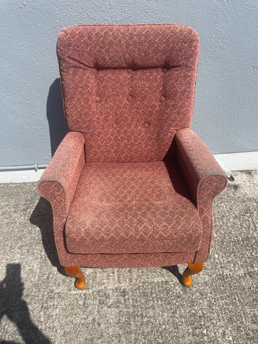 Arm chair - Image 1
