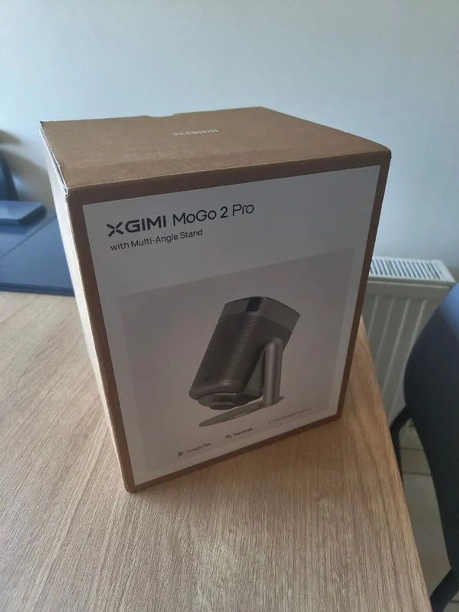 Xgimi MoGo 2 Pro Projector with stand - Image 2