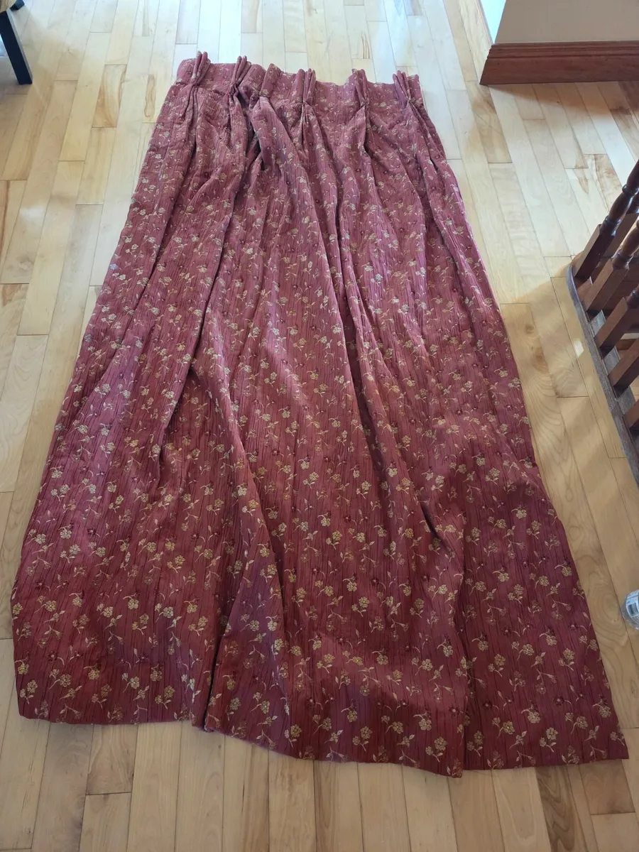 Curtains - Image 1