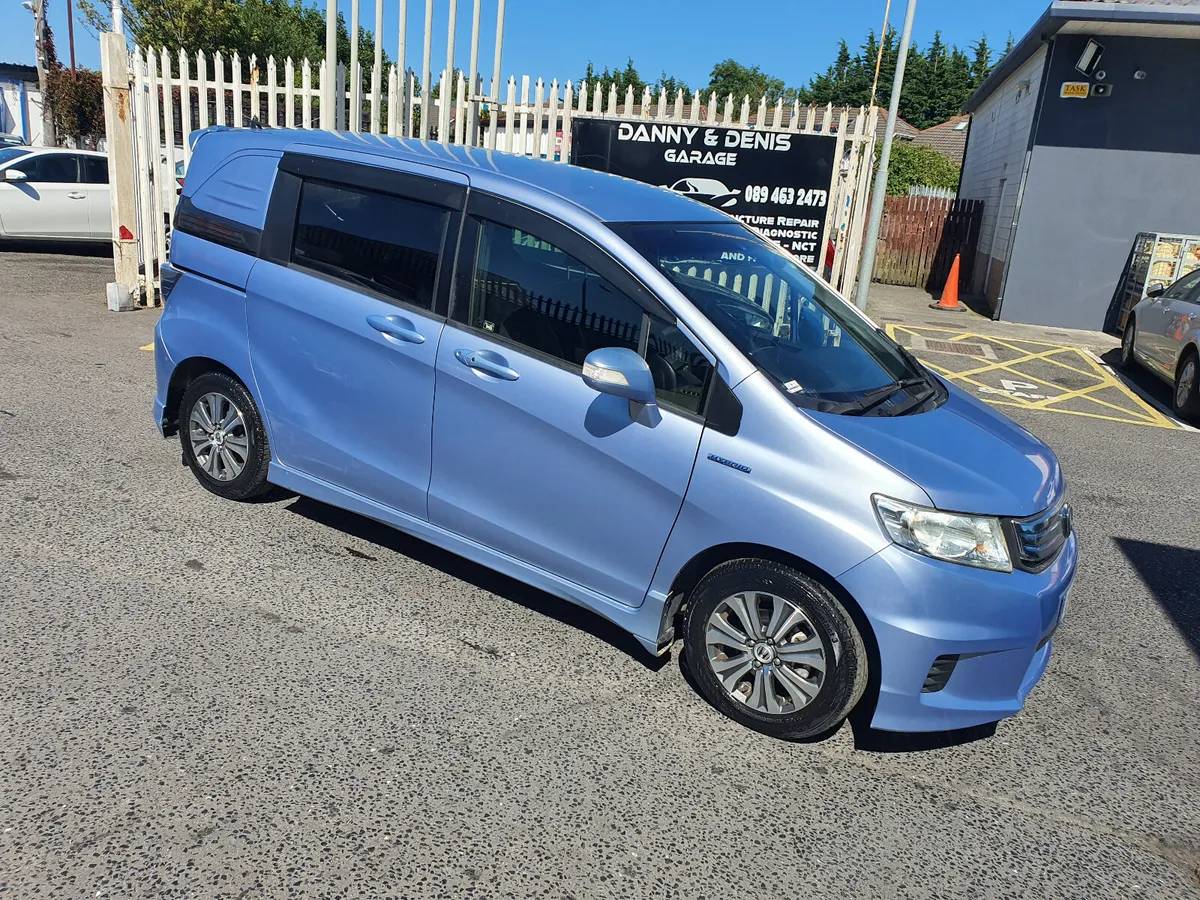 Honda Freed 2012 5 Seater Freed Spike New NCT - Image 1