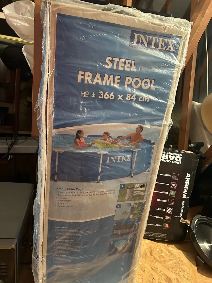 Swimming Pol - Image 2