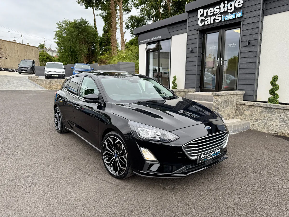 211 FORD FOCUS 1.5 TDCI TITANIUM,HEATED SEATS,NAV - Image 4