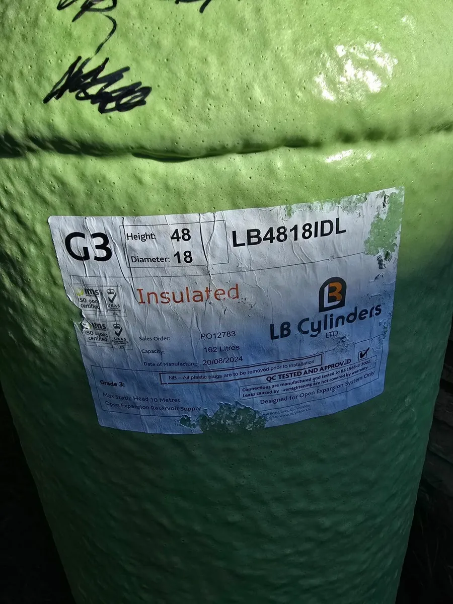 Hot water cylinder - Image 2